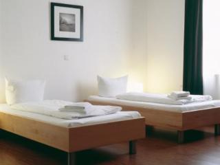 Airport Messe Hotel Dusseldorf