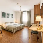 Airport Messe Hotel