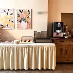Hotel Airport Messe 3*